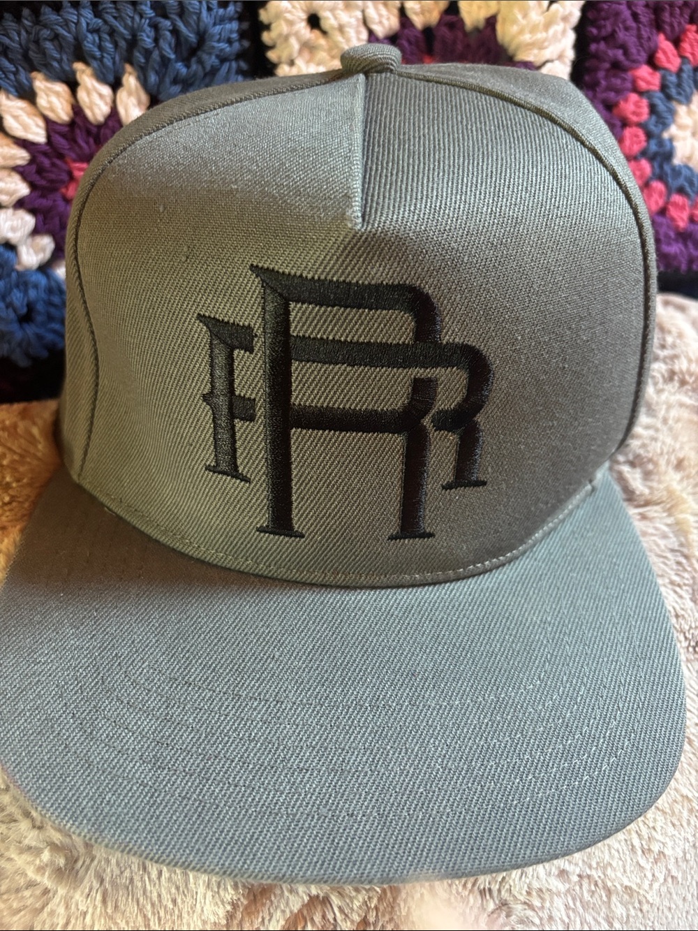 Men's Gray Embroidered Logo Snapback Hat